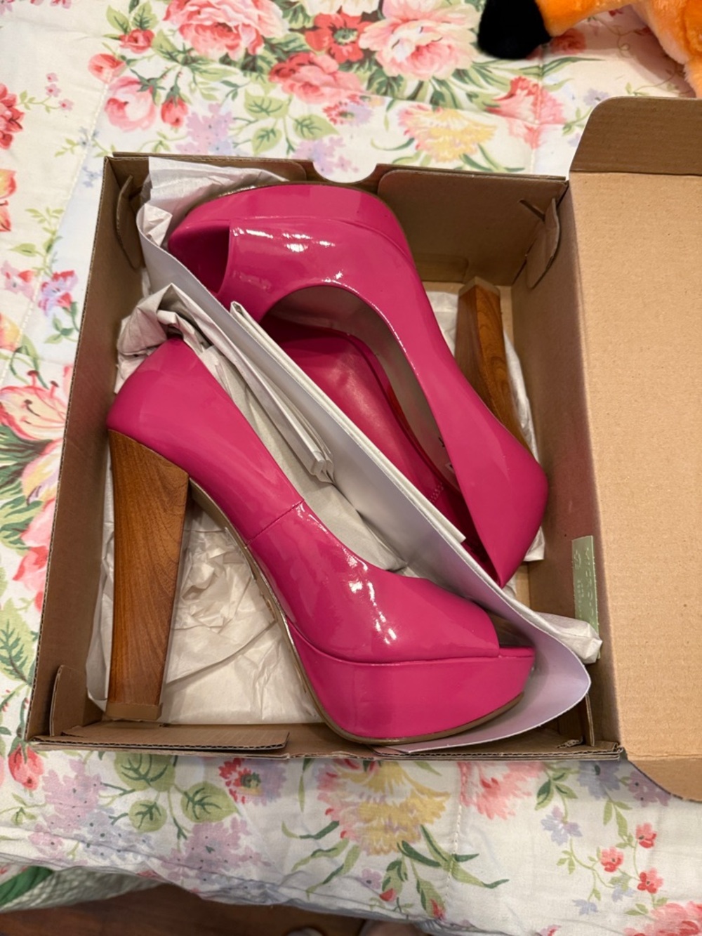 City Streets Hot Pink Patent Platform Pump with Wood-Effect Heel